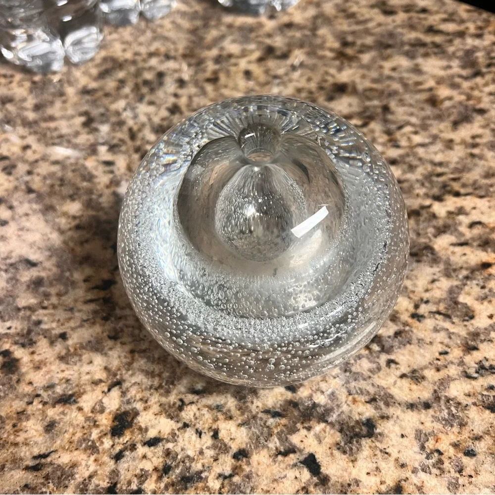 Hand Blown Glass Clear bubble bud vase Paperweight - Picture 4 of 6